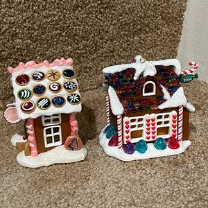 SWEET SHOP Hallmark 2006 & 2007 NOELVILLE Light Up Gingerbread Keepsake Ornament